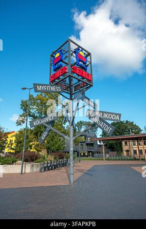Selver-Werbezeichen (estnische Laden- und Supermarktkette) in Telliskivi Creative City (ehemaliges Industriegebiet), Tallinn, Estland Stockfoto