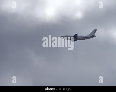 Airbus A310 Regierungsflugzeug von Spanien beim Flugspektakel zum nationalen Feiertag Stockfoto