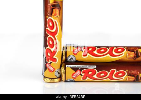Nestle Rolo Schokoladenröhre, eine mit Toffee gefüllte Schokoladenriegel - Wales, UK - 19. Juli 2026 Stockfoto