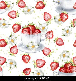 Nahtloses Muster aus roten Erdbeeren und Teetassen. Handgezeichnete Hintergrundillustration im Aquarellstil für Sommercover, Tapete, Hintergrund Stockfoto