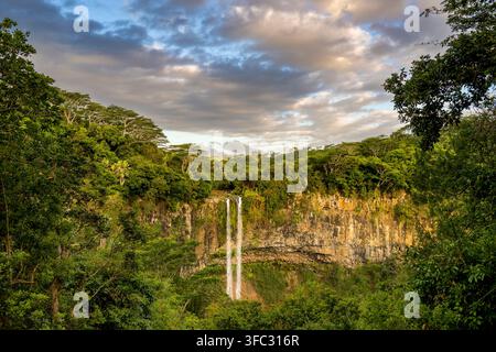 Mauritius, Bezirk Rivière Noire, Chamarel, Wasserfall von Chamarel Stockfoto