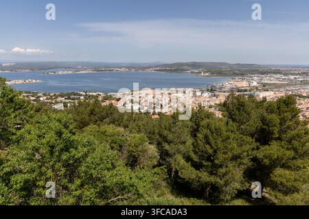 Aussichtspunkt Mont Saint-Clair über den Étang de Thau, Sète, Südfrankreich Stockfoto