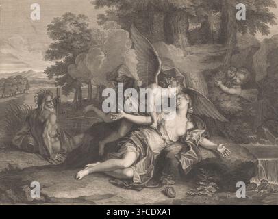 Venus wird von Amor getröstet, Druck, Frankreich, 1650 - 1700, Druckgrafiker, Papier, Radierung, Kupferstich, Höhe 351 mm x Breite 476 mm, Flussgötter, Venus und Adonis als Liebende., Ein monochromer Kupferstich zeigt eine ruhende Frau mit wallendem Haar und einem drapierten Gewand, die sich auf einem Felsen zurücklehnt, während eine geflügelte männliche Figur sich über sie beugt, ihre Gesichter nahe beieinander und sein Arm um ihre Taille; ein bärtiger älterer Mann mit einem Stab sitzt in der Nähe auf der linken Seite, zu den zentralen Figuren gewandt; zwei puttenhafte Kinder lugen von rechts hinter dem Laub hervor, einer schaut nach vorne und der andere schaut nach oben; große Bäume und wolkenartiges Laub Stockfoto