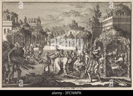Fest der Laubhütten, Druck, Druckgraphiker: Jan Luyken, Haarlem, nach Druck von Jan Luyken, Verleger: Pieter Mortier (I), Amsterdam, 1703, nach Druck von, Papier, Radierung, Probendruck, Höhe 108 mm x Breite 158 mm, Opferfest im Tempel des Salomo. Eine detaillierte Monochrom-Radierung zeigt eine lebhafte Außenszene mit einer Gruppe von Menschen, die sich entlang einer breiten Allee mit Bäumen und formalen Hecken versammelt haben. Im Vordergrund sind mehrere Figuren mit verschiedenen Aktivitäten beschäftigt, einige tragen Zweige oder Bündel, eine hält einen langen Stab, andere bücken sich oder unterhalten sich, und einige tragen Kränze oder sind drapiert Stockfoto