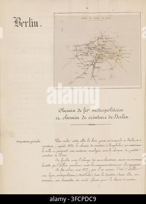Fotoreinigung einer Karte der Umgebung von Berlin, Cruquis des abords de Berlin, Fotografie, Reproduktion, Seite, nach Zeichnung von anonym, ca. 1874 - vor 1884, Fotograf, Papier, Albumindruck, Höhe 122 mm x Breite 144 mm, Karten, Atlanten, Berlin., Eine verblasste gedruckte Seite mit einem verzierten Titelwort in dunkler Frakturschrift oben links, eine rechteckige eingerahmte Karte oben rechts mit dünnen Randlinien und einem hellbeigen Hintergrund, der mit feinen dunklen Linien ein Netz von Routen und kleinen beschrifteten Punkten bildet, eine zentrierte kursive Überschrift unter der Karte in dunkler Schrift Stockfoto