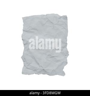Zerknittertes weißes Papier mit distressierter Textur und unregelmäßig abgerissenen Kanten Stockfoto