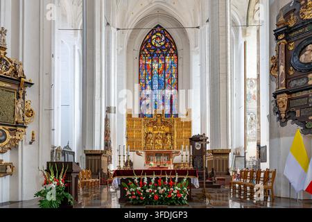 Der Altar der Basilika der Heiligen Maria, Altstadt, Danzig, Polen Stockfoto