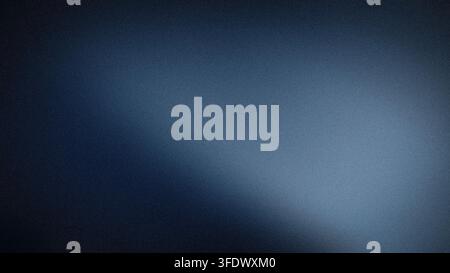 Abstrakter blauer Farbverlaufshintergrund mit körniger Textur und weichem Unschärfeeffekt, ideal für Tech-Designs im 4K-Format Stockfoto