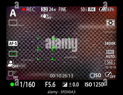 DSLR-spiegelreflexkamera Rec-Overlay. Aufzeichnungs-Cam-Anzeige-Rahmen. Video- oder Fotoaufnahme-Bildschirm. CCTV-farbiger Vintage-Glitch-Effektfilter. Sucher Stock Vektor
