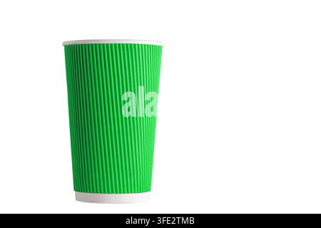 schönes Pappglas in grüner Farbe auf weißem Hintergrund im Nahaufnahme Stockfoto