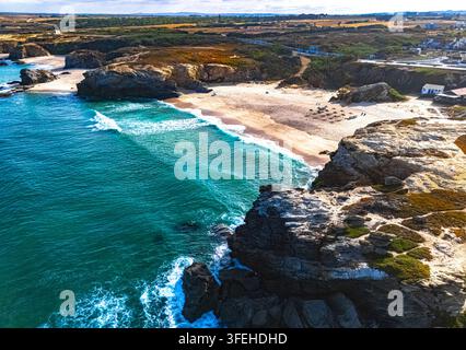 Klippenküste in Porto Covo in der Gemeinde Sines, Alentejo, Portugal Stockfoto