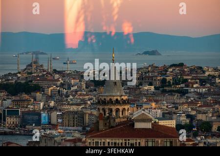 Istanbul, Türkei, 30. Juni 2019. Panorama-Ansicht aus der Luft über die historische Halbinsel von Istanbul. Stockfoto
