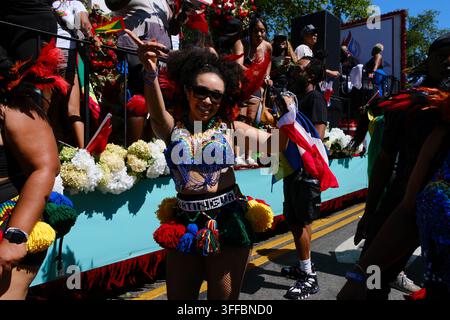 New York, NY, USA. 7. Sep, 2026. New Yorker nehmen am 59. jährlichen West Indian-American Day Carnival Parade am 7. September 2026 in Brooklyn, New York City, teil. Credit: Katie Godowski/Media Punch/Alamy Live News Stockfoto
