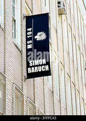 MS 104 Simon Baruch Junior High School, Gebäudeexterior-Detail, 330 East 21st St, Manhattan, New York City, New York, USA Stockfoto