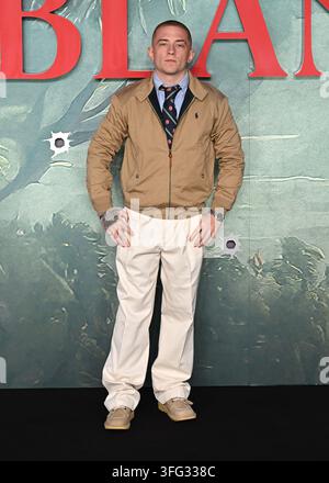 London, UK. 10. September 2026. ArrDee bei der Weltpremiere von Mobland Staffel 2, Leicester Square. Credit: Doug Peters/EMPICS/Alamy Live News Stockfoto
