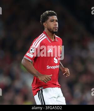 Manchester, UK. 10. Sep, 2026. MANCHESTER, ENGLAND, 10. SEPTEMBER: Andrey Santos von Manchester United während des UEFA-Champions-League-Spiels in der Ligaphase zwischen Manchester United und Sabah im Old Trafford Stadium, Manchester, England, am 10. September. (Foto von Daniel Weir) Credit: SPP Sport Press Photo. /Alamy Live News Stockfoto