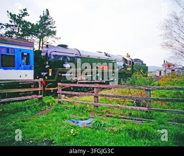 West Country Class Bullied Designed Nr. 34027 Taw Valley in Battersby, North Yorkshire auf dem Weg zur NYMR, England, am 14. September 1991 Stockfoto