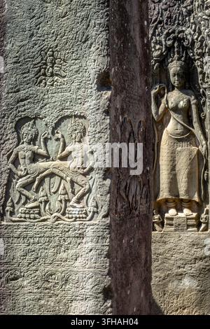 Nahaufnahme einer Apsara-Tänzerin aus Stein im Bayon-Tempel in Angkor, Siem Reap, Kambodscha Stockfoto