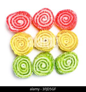 Spirale Marmelade Süßigkeiten isoliert auf weißem Hintergrund Stockfoto