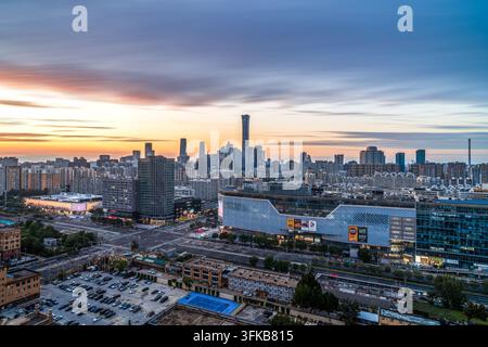 Beijing Central Business District, geschäftiges Stadtbild, Hopson One Einkaufszentrum Stockfoto
