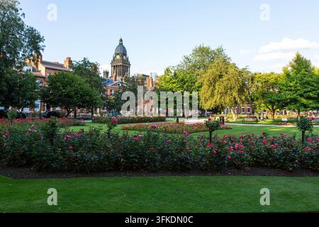 Park Square an einem sonnigen Nachmittag in Leeds, West Yorkshire, England Stockfoto