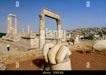 Jordanien, Amman, Zitadelle, Herkulestempel, Hand Stockfoto