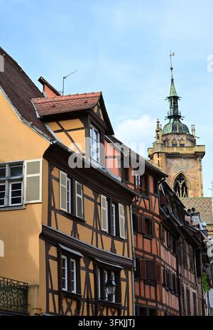 Colmar, Frankreich - 06. September 2026: Farbige alte Fachwerkhäuser in Colmar, Frankreich Stockfoto