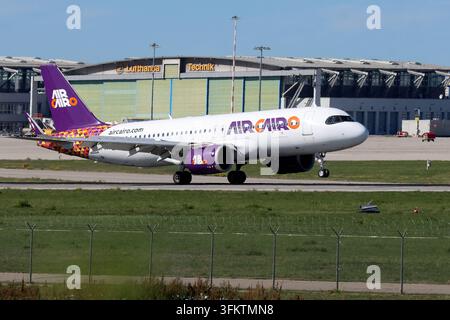 25.09.2026, xsvx, Reise, Urlaub, Wirtschaft, emwir, SU-BUT, Airbus A320-251N A320neo, Baujahr: 2022, Air Cairo, Ägypten, Hex Code: 01023C, MSN: 11205, Besonderheit: zeitweise Misr Life Insurance-Sticker 2023 und 20 Years-Sticker ab November 2023. Stuttgart Stockfoto