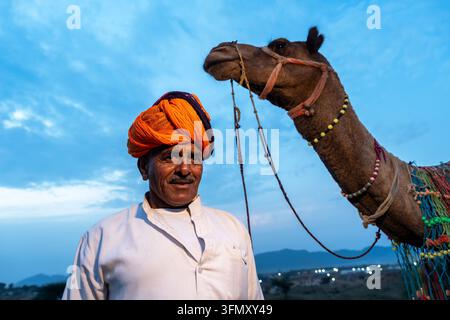 Porträt eines Kamelhirten während des Pushkar Mela Kamelfestes Stockfoto