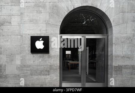 Apple-Flaggschiffstore in Berlin Stockfoto