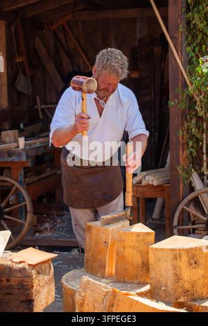Bozner Markt in Mittenwald, ein historischer Markt für Händler und Handwerker aus dem 16. Jahrhundert. Stockfoto
