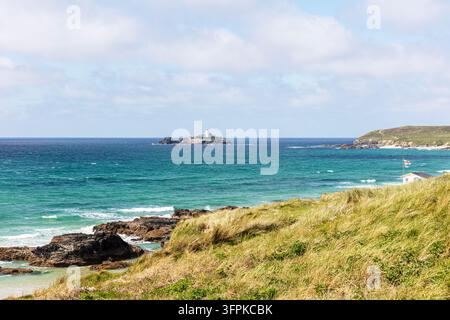 Godrevy-Leuchtturm, Gwitian, Cornwall, England UK, Godrevy-Leuchtturm von der Küste nahe Gwithian, Cornwall, England, Vereinigtes Königreich. Der Leuchtturm Stockfoto