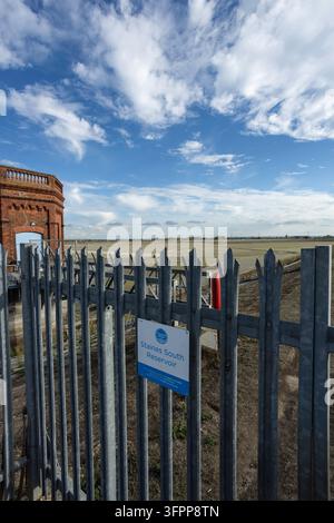 Staines Reservoirs Nord und Süd leer aufgrund der Dürre im Jahr 2026 Stockfoto