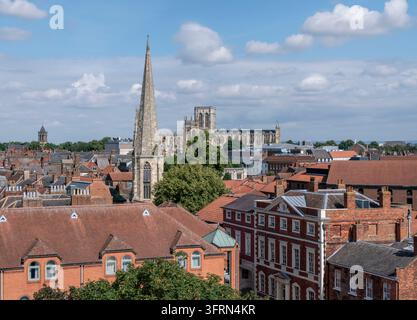 York Minster der Turm von St. Michael le Belfry der Turm von St. Mary Castlegate Fairfax House und die Stadtsilhouette von Cliffords Tower North Yorkshire Stockfoto