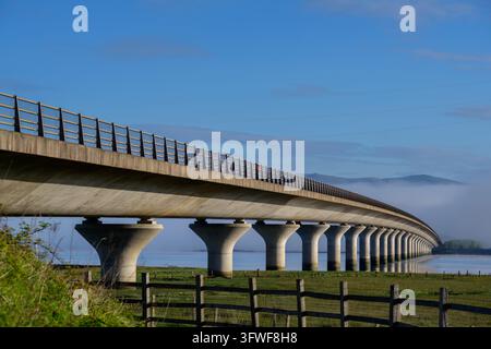 Alle Bilder © Sandy Young Photography  Die Clackmannanshire Bridge Straßenbrücke über den Firth of Forth.  Web:   www.scottishphotographer.com Blog: sandyyoungphotography.wordpress.com  Mail:    sandy@scottishphotographer.com Tel:      07970 268944  ***Bildnachweis sollte lauten Sandy Young/scottishphotographer.com*** Stockfoto
