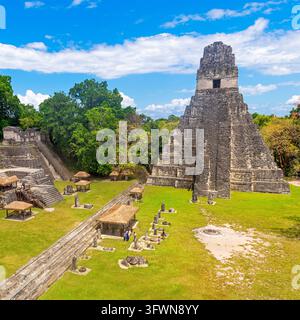 Hauptplatz von Tikal, Tikal-Nationalpark, Guatemala. Stockfoto