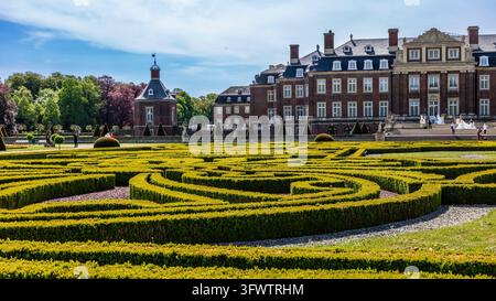 Schloss Nordkirchen in einem Parkland aus dem 18. Jahrhundert Das Versailles des Münsterlands, eines der schönsten Barockschlösser in Deutschland, Nordk Stockfoto