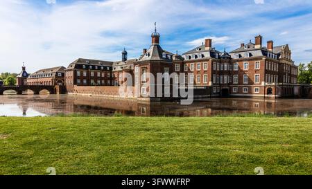 Schloss Nordkirchen in einem Parkland aus dem 18. Jahrhundert Das Versailles des Münsterlands, eines der schönsten Barockschlösser in Deutschland, Nordk Stockfoto