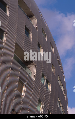 Albion Riverside Gebäude: kurvenreich, asymmetrische Halbmond von Glas und Aluminium (Architekt: Foster + Partners), London Stockfoto