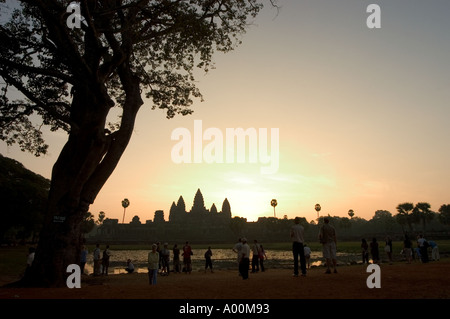 Sunrise Ankor Wat Tempel und Spiegelung im Wasser Kambodscha in Südostasien Stockfoto