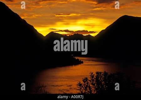 SUNSET LAKE LUGANO LUGANO SWITZERLAND Stockfoto