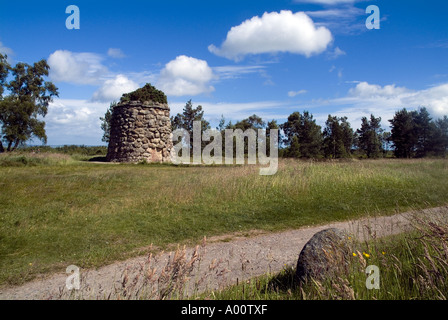 Dh Culloden Schlachtfeld Culloden Moor INVERNESSSHIRE Gedenkstein Cairn auf battlefield Website Bonnie Prince Charlie 1745 Rebellion Stockfoto