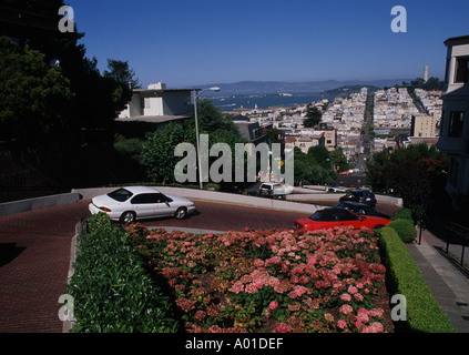 Berühmte steil gebogen Lombard Street in San Francisco Kalifornien Stockfoto