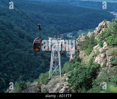 Gondelbahn, Seilbahn, Schwebebahn, Kabinenseilbahn Zwischen Hexentanzplatz-Plateau Und der Stadt Thale, Naturpark Harz, Sachsen-Anh Stockfoto