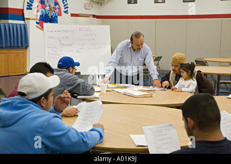 Mexikanische Einwanderer lernen Englisch Stockfoto