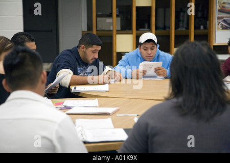 Mexikanische Einwanderer lernen Englisch Stockfoto