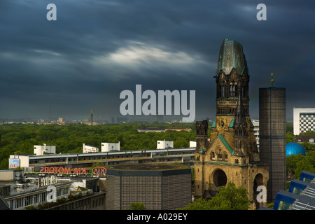 Deutschland Berlin Kaiser-Wilhelm-Gedächtniskirche Kurfürstendamm Stockfoto