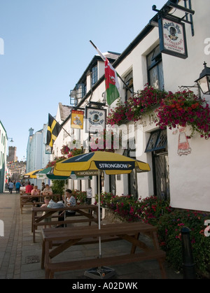 Der Black Boy Pub Caernarfon Gwynedd Snowdonia Nationalpark North Wales UK Stockfoto