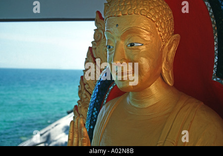 Buddhistischen Skulptur im Tempel Wat Kao-Lad auf Khao Tao Hügel Khao Takiab Hua Hin südlichen Thailand am Meer Stockfoto