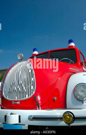 Große rote Feuerwehrauto Stockfoto